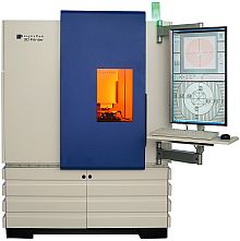 Der LightFab 3D Printer ist für die flexible Produktion von komplexen 3D-Bauteilen in Glas gedacht. 3D Drucker: 3D Mikroscanner, 3 Präzisionsachsen, UKP-Laser, Mikroskopkamera und CAD/CAM-Software